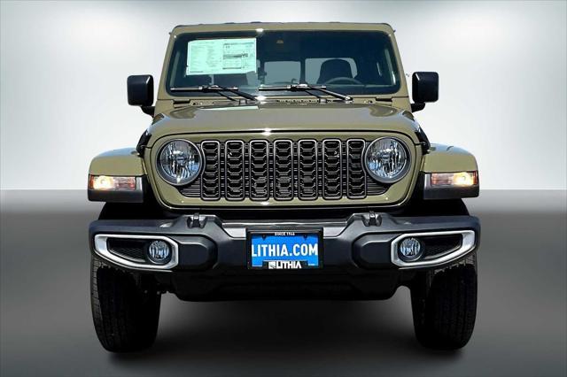 new 2025 Jeep Gladiator car, priced at $45,692