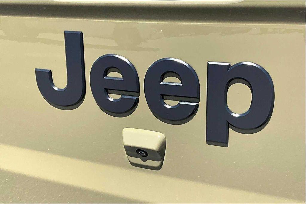new 2025 Jeep Gladiator car, priced at $44,310