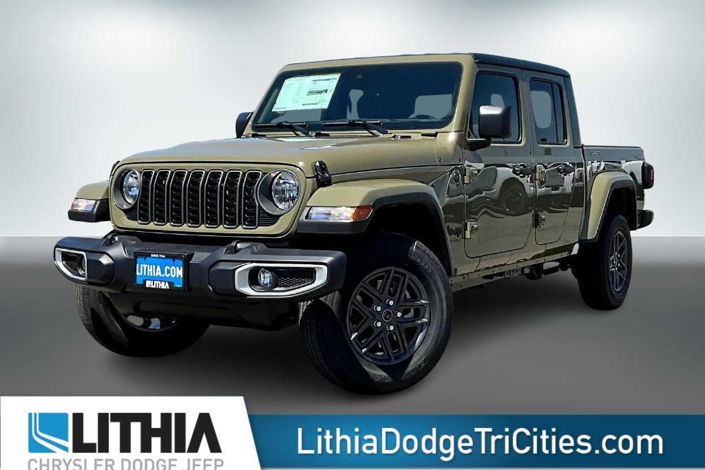 new 2025 Jeep Gladiator car, priced at $45,692