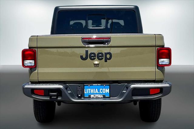 new 2025 Jeep Gladiator car, priced at $45,692