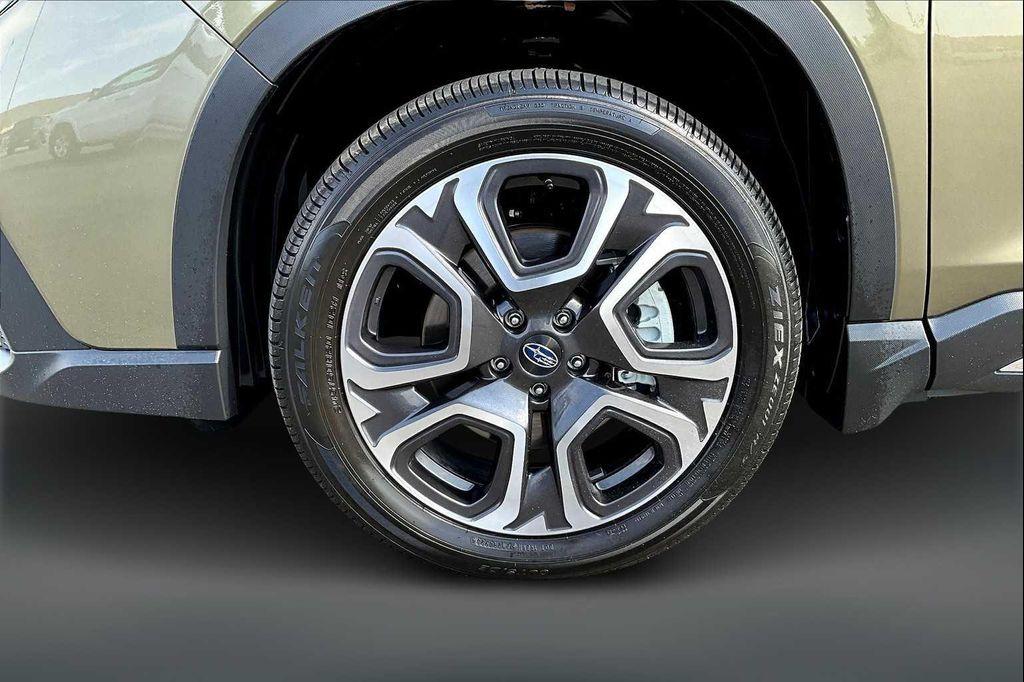 used 2024 Subaru Ascent car, priced at $40,488
