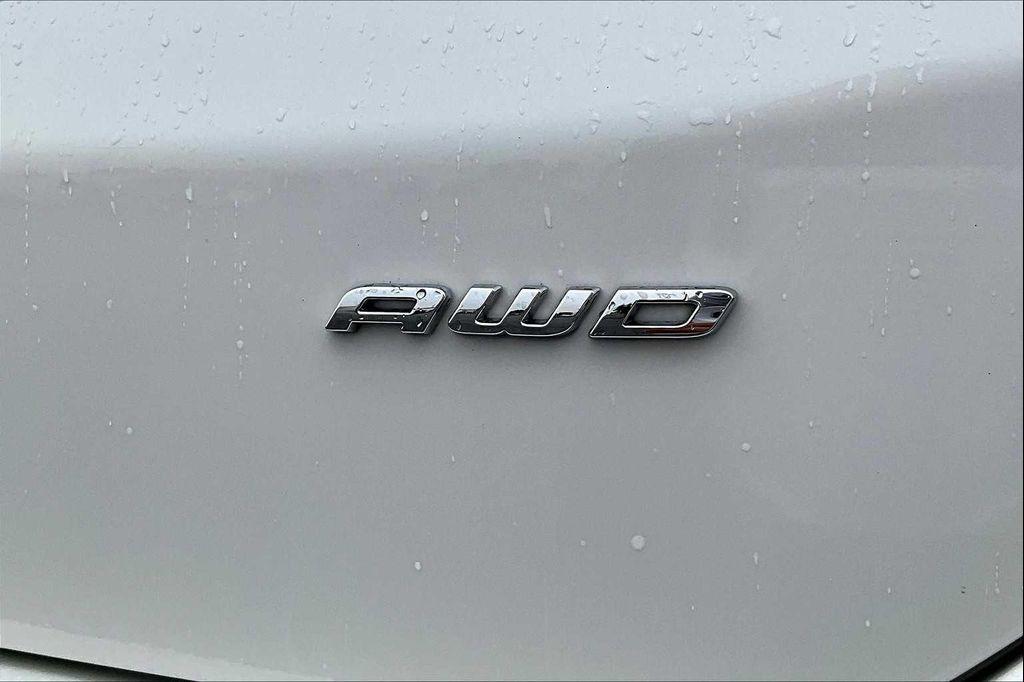 used 2023 Ford Edge car, priced at $24,988