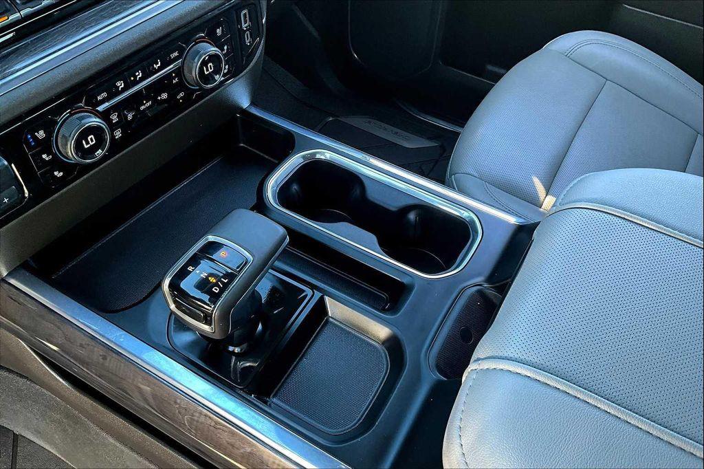 used 2024 Chevrolet Silverado 1500 car, priced at $43,988