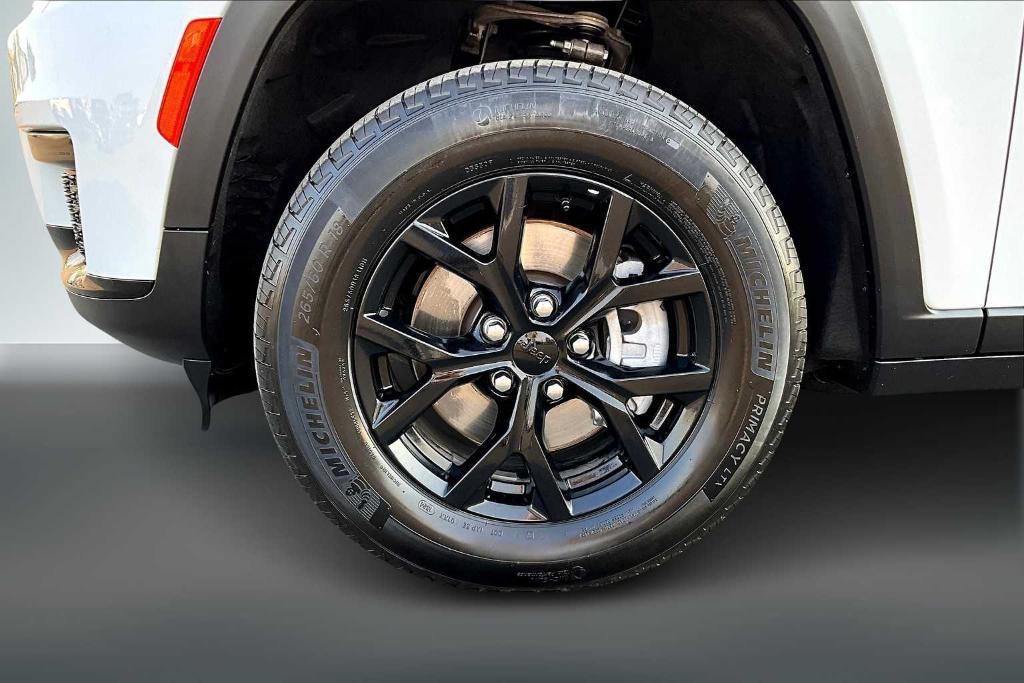 used 2024 Jeep Grand Cherokee L car, priced at $31,988