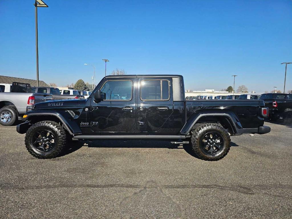 used 2023 Jeep Gladiator car, priced at $35,498