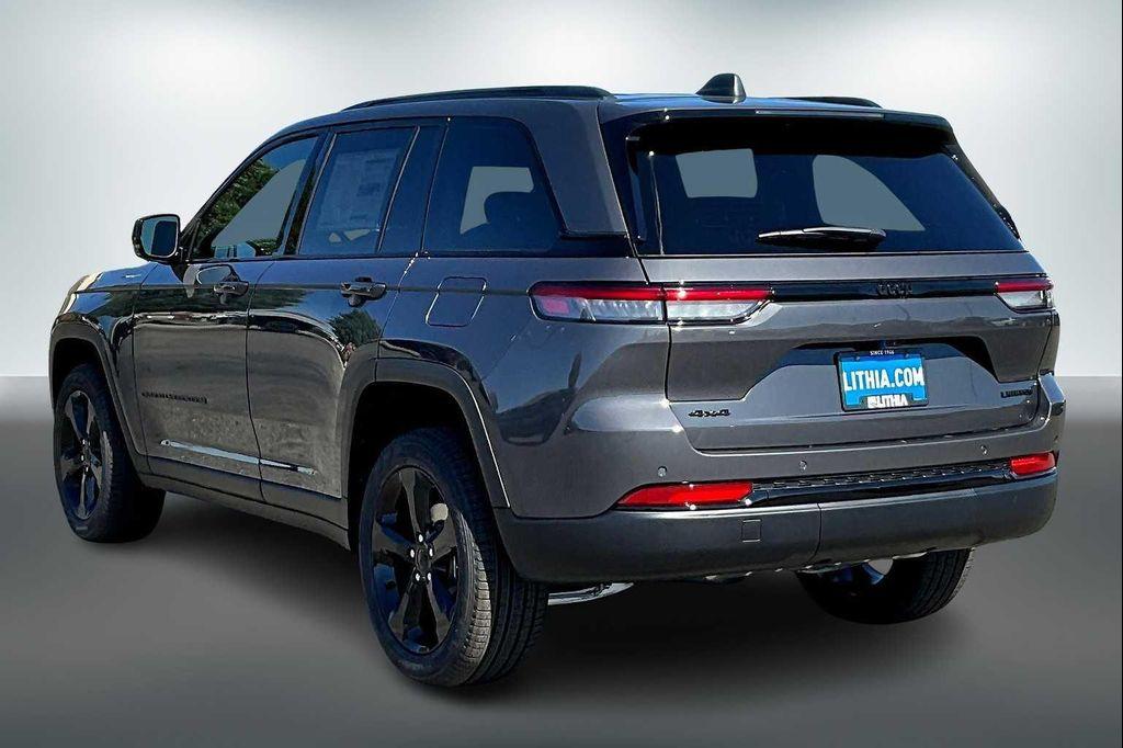 new 2025 Jeep Grand Cherokee car, priced at $45,965
