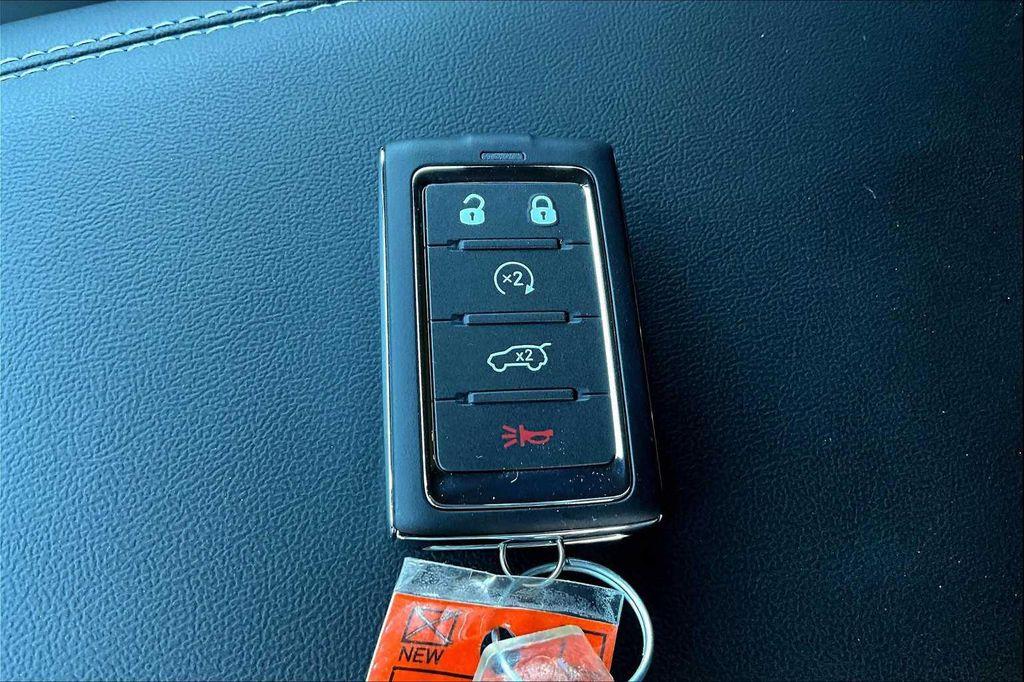 new 2025 Jeep Grand Cherokee car, priced at $45,965