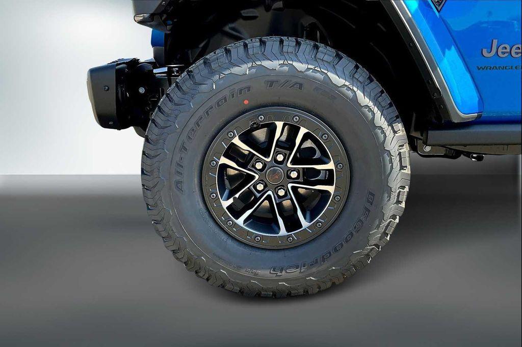 new 2025 Jeep Wrangler car, priced at $64,260