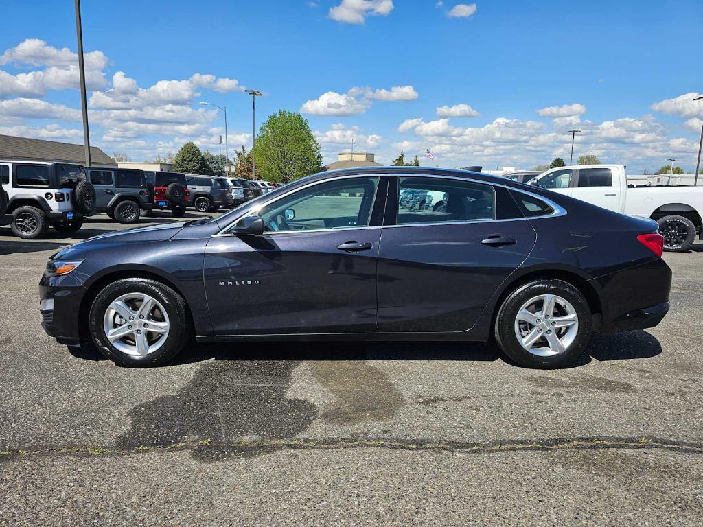 used 2022 Chevrolet Malibu car, priced at $17,999