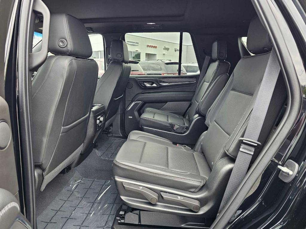 used 2023 GMC Yukon car, priced at $63,999