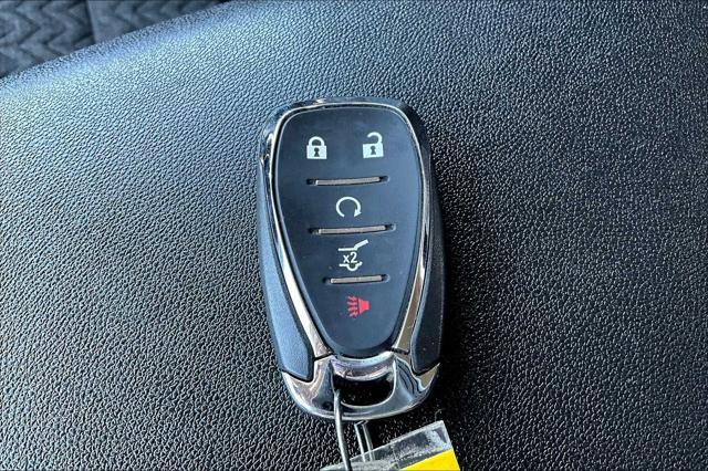 used 2022 Chevrolet Equinox car, priced at $21,888