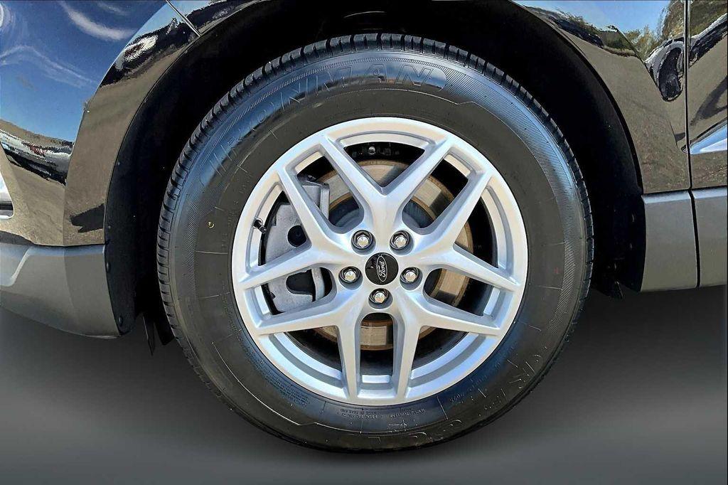 used 2024 Ford Edge car, priced at $23,488