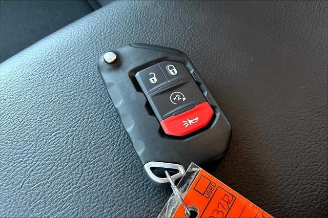 new 2025 Jeep Gladiator car, priced at $48,331