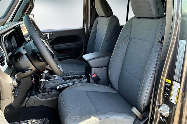 new 2025 Jeep Gladiator car, priced at $48,331