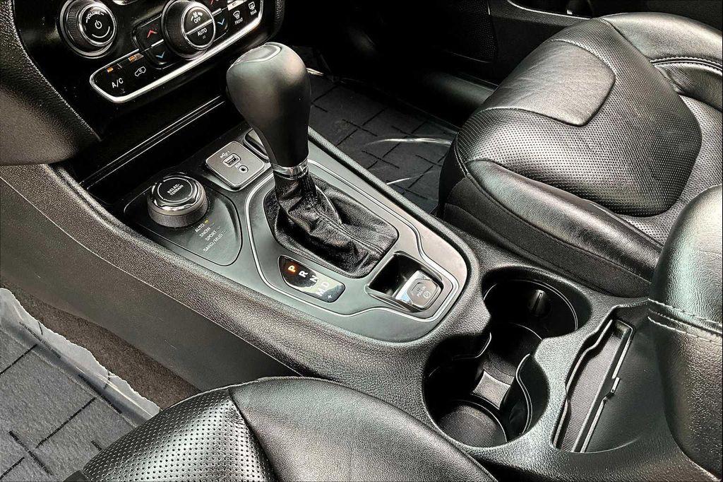 used 2021 Jeep Cherokee car, priced at $20,988