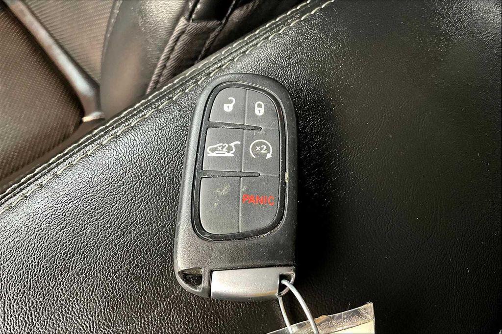 used 2021 Jeep Cherokee car, priced at $20,988