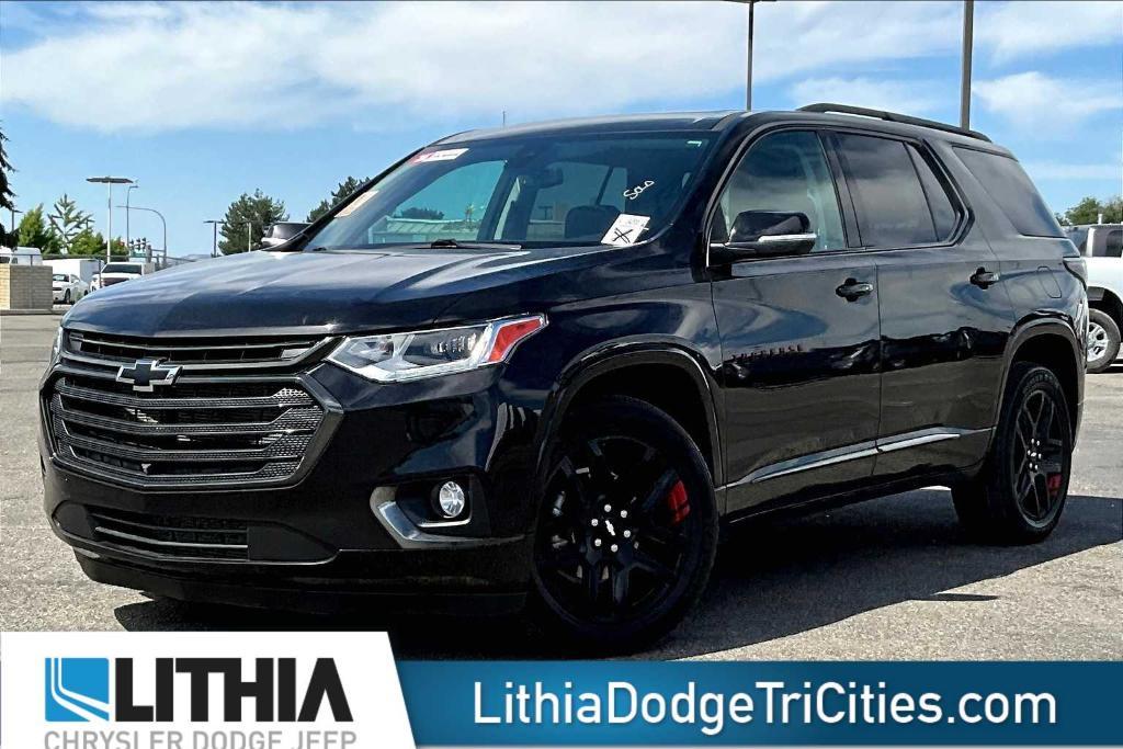 used 2021 Chevrolet Traverse car, priced at $34,999