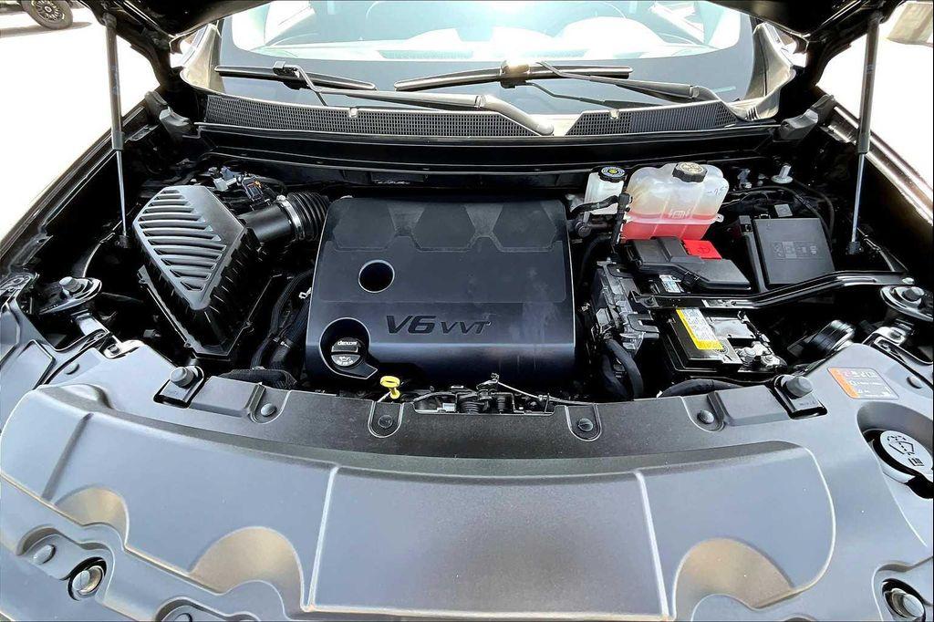 used 2021 Chevrolet Traverse car, priced at $30,888