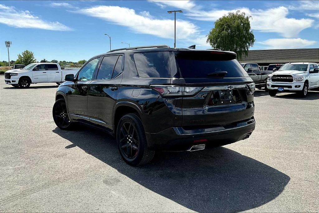 used 2021 Chevrolet Traverse car, priced at $34,999