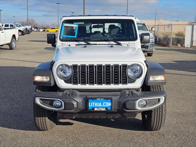 new 2024 Jeep Gladiator car, priced at $37,727