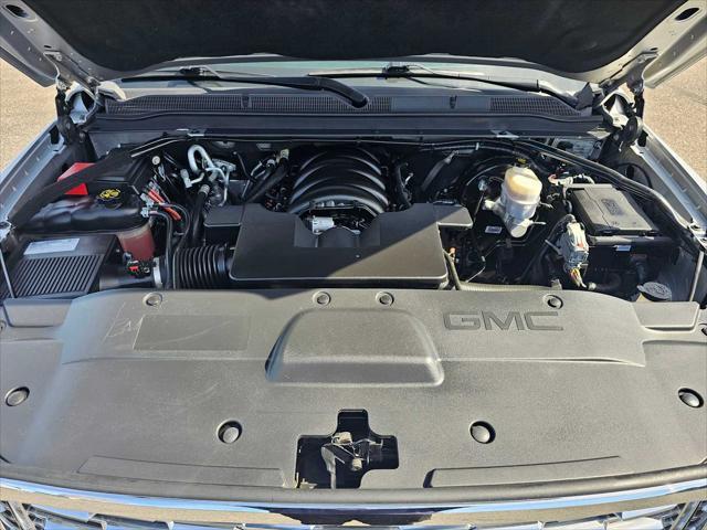 used 2020 GMC Yukon XL car, priced at $40,499