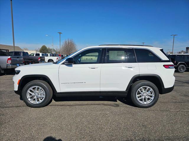 new 2025 Jeep Grand Cherokee car, priced at $39,075