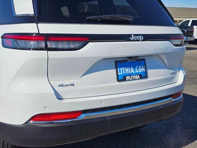 new 2025 Jeep Grand Cherokee car, priced at $39,075