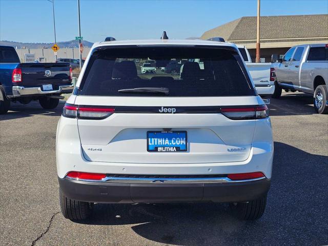 new 2025 Jeep Grand Cherokee car, priced at $39,075