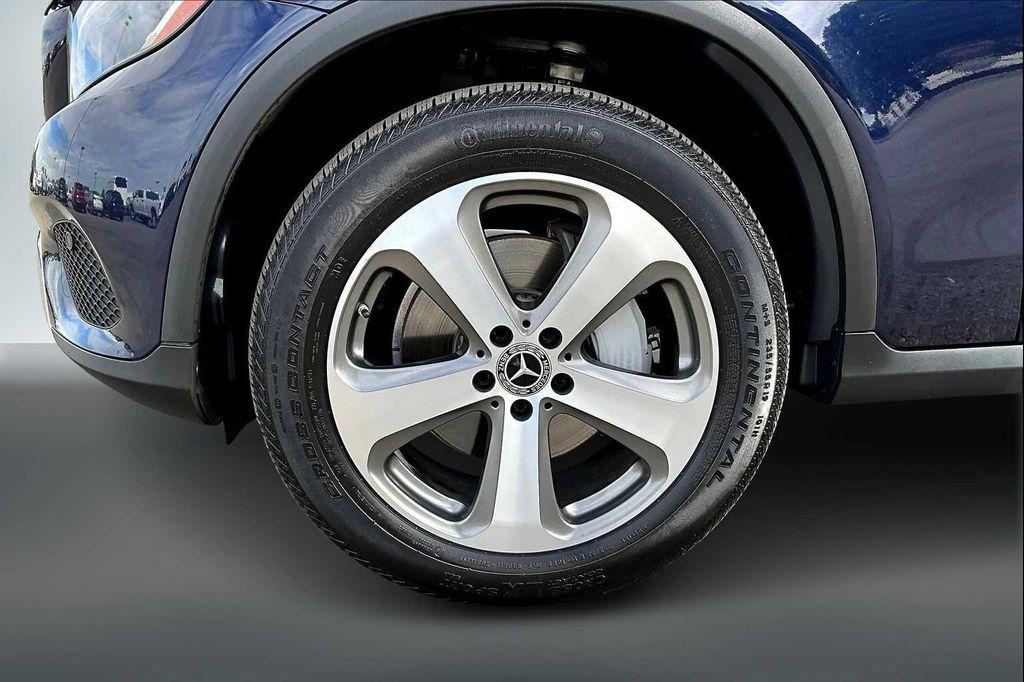 used 2019 Mercedes-Benz GLC 300 car, priced at $18,388