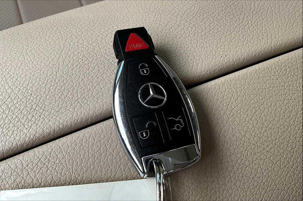 used 2019 Mercedes-Benz GLC 300 car, priced at $18,388