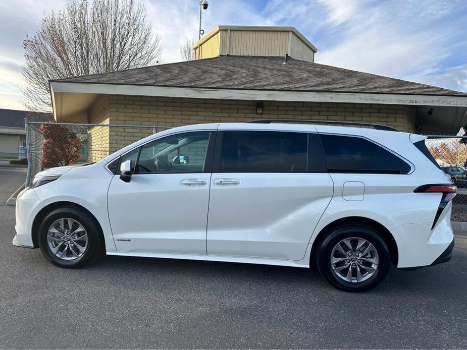 used 2021 Toyota Sienna car, priced at $39,388