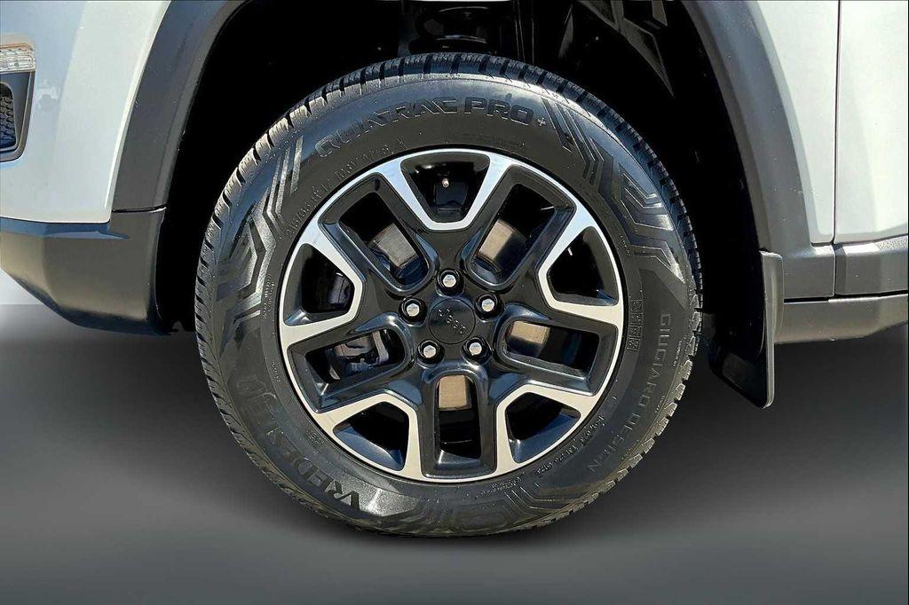 used 2020 Jeep Compass car, priced at $16,888