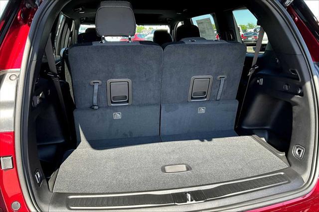 new 2025 Jeep Grand Cherokee L car, priced at $42,599