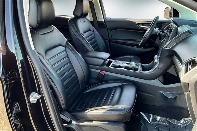 used 2022 Ford Edge car, priced at $25,888