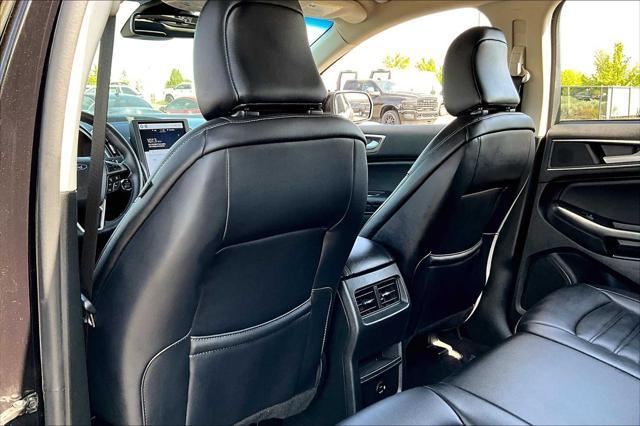 used 2022 Ford Edge car, priced at $25,888