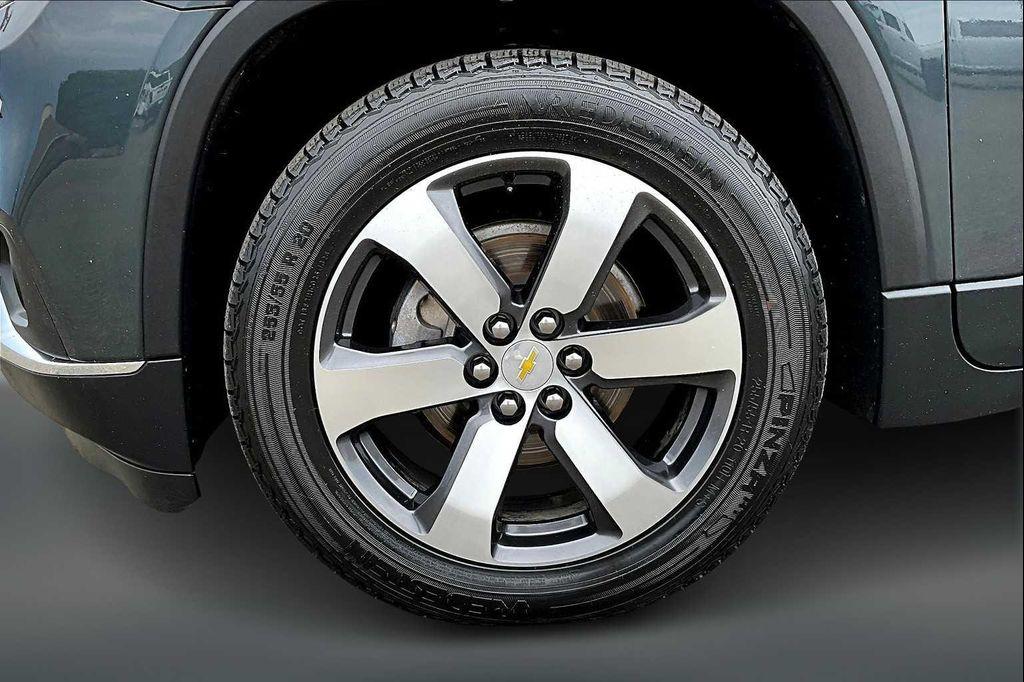 used 2020 Chevrolet Traverse car, priced at $22,788