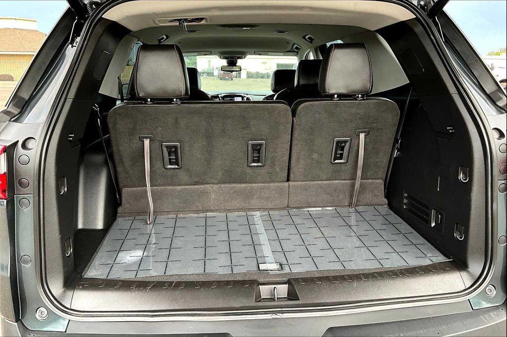 used 2020 Chevrolet Traverse car, priced at $22,788