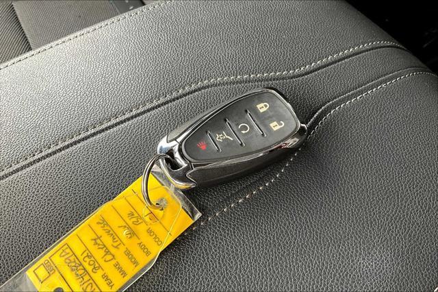 used 2021 Chevrolet Traverse car, priced at $23,588