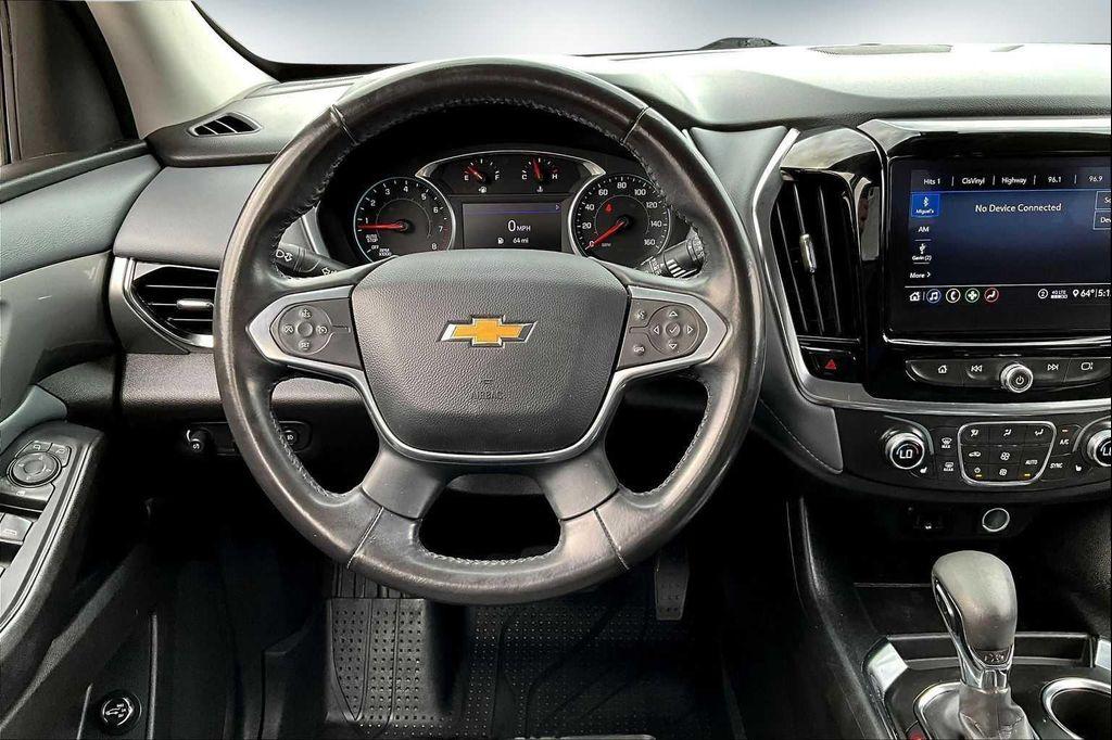 used 2021 Chevrolet Traverse car, priced at $22,888