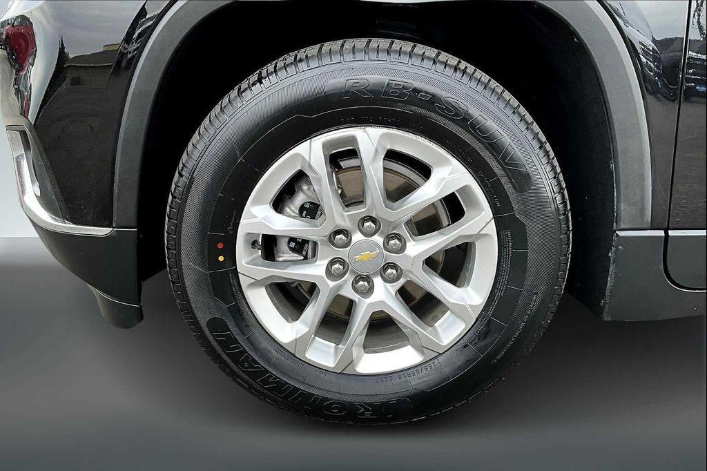 used 2021 Chevrolet Traverse car, priced at $22,888