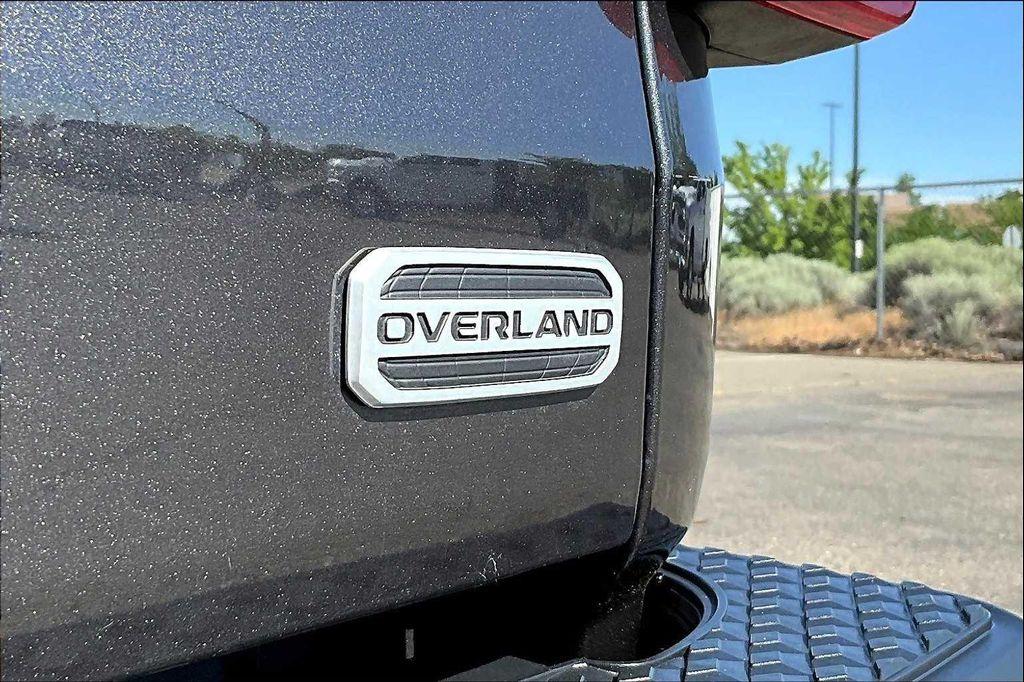 used 2021 Jeep Gladiator car, priced at $34,888