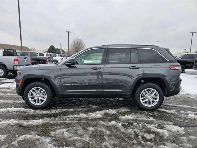 new 2025 Jeep Grand Cherokee car, priced at $39,670