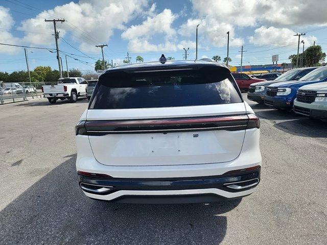 new 2025 Lincoln Nautilus car, priced at $64,654