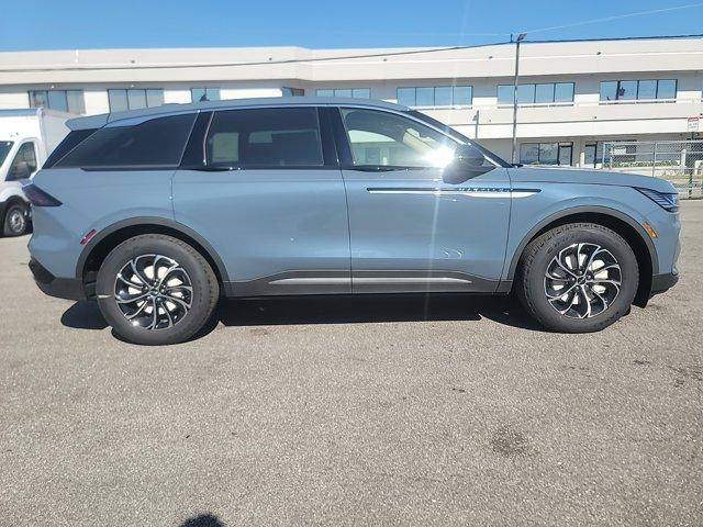 new 2025 Lincoln Nautilus car, priced at $56,263