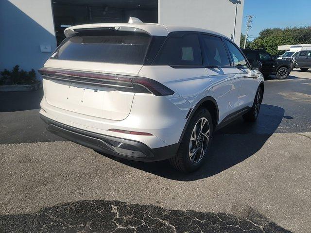 new 2025 Lincoln Nautilus car, priced at $57,319