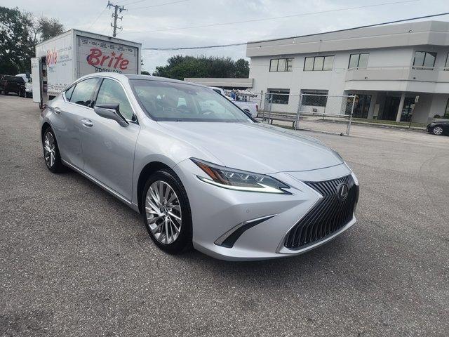 used 2021 Lexus ES 350 car, priced at $35,199