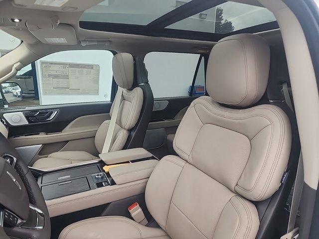 new 2024 Lincoln Navigator car, priced at $103,120