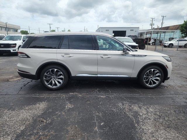 new 2025 Lincoln Aviator car, priced at $65,084