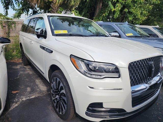 new 2024 Lincoln Navigator L car, priced at $105,659