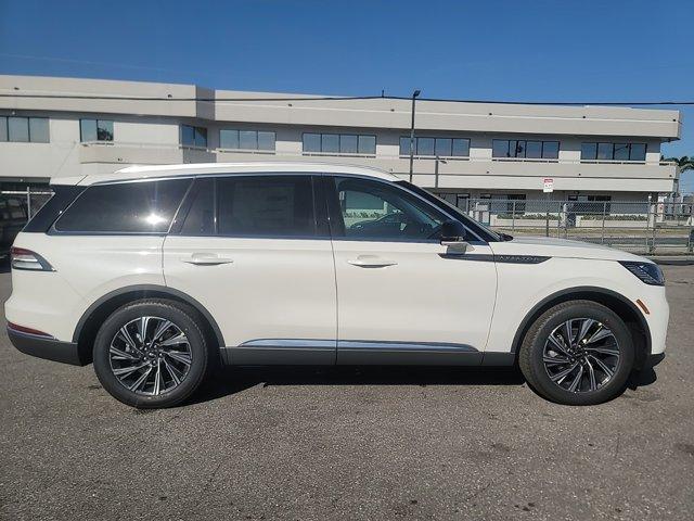 new 2025 Lincoln Aviator car, priced at $56,372